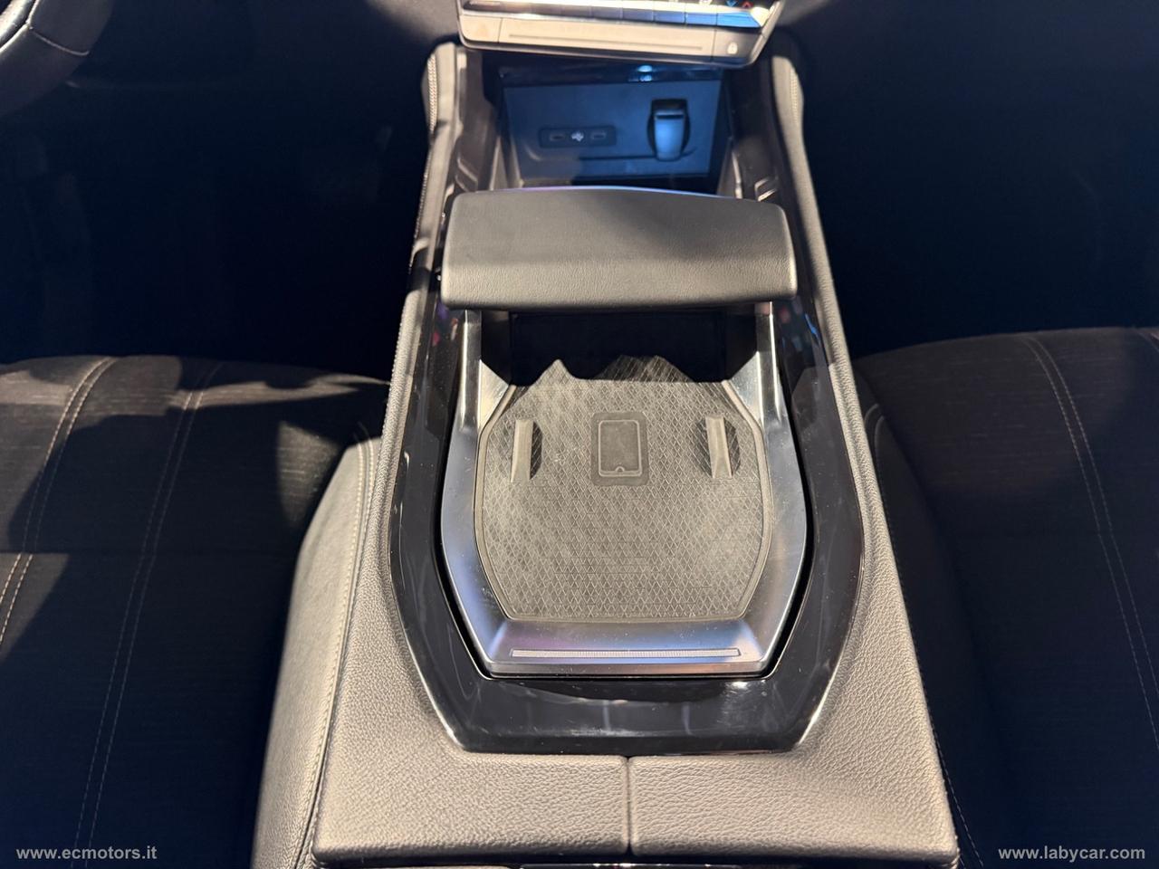 RENAULT Mild Hybrid 160 Auto Techno