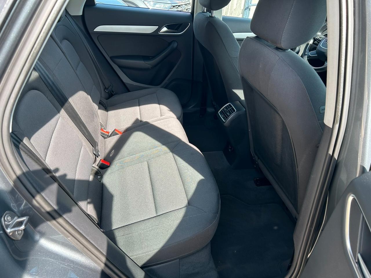 AUDI Q3 2.0 TDI 150CV Business - EURO 6B