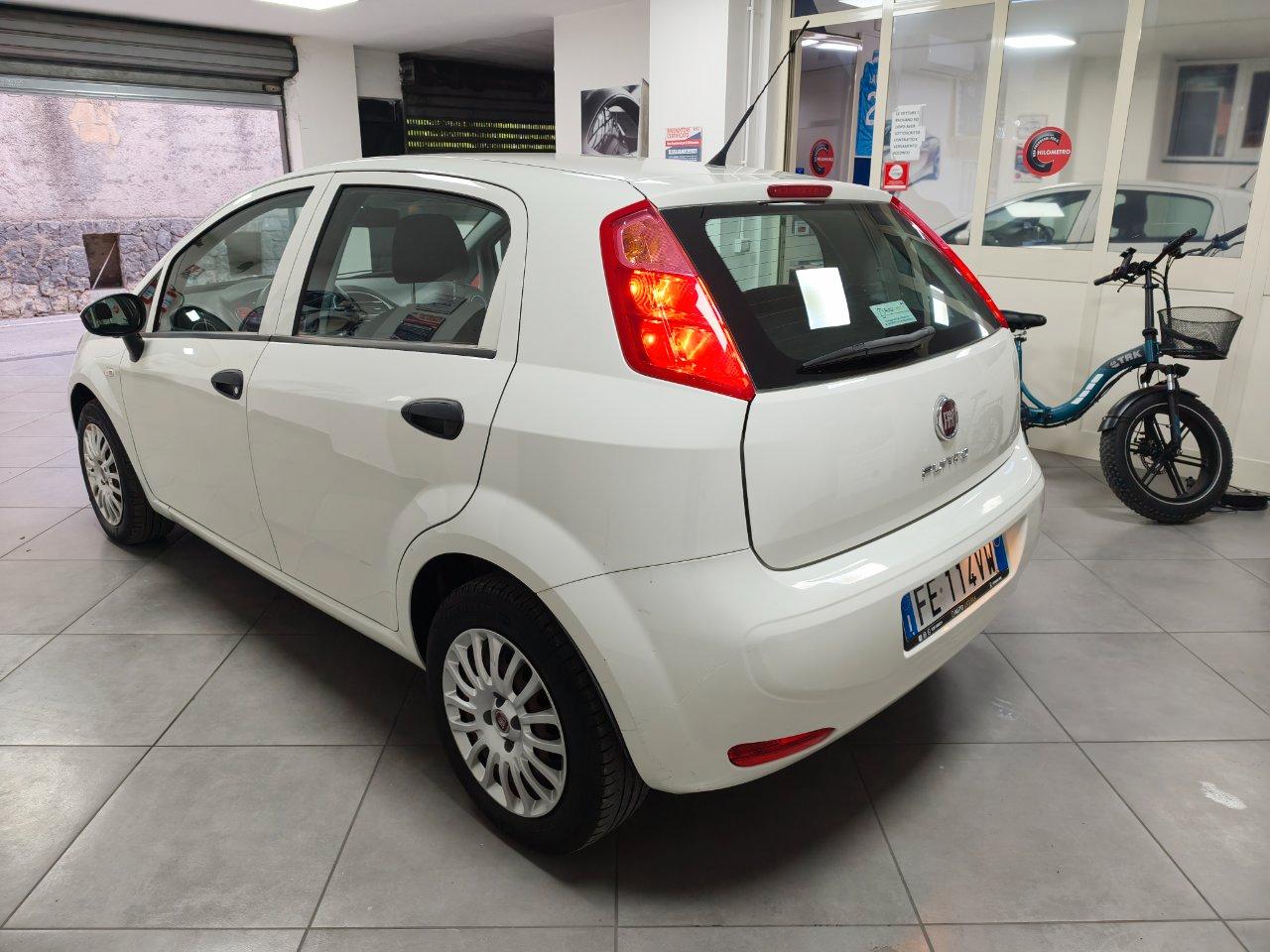 Fiat Punto 5 Porte Punto 5p 1.4 easypower Street Gpl E6 LEGGI
