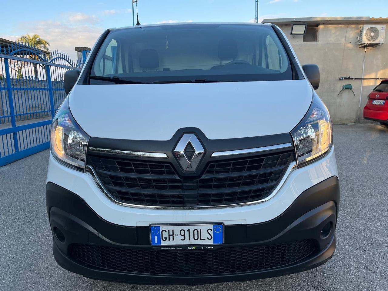 Renault trafic cargo 2.0 dci -2022