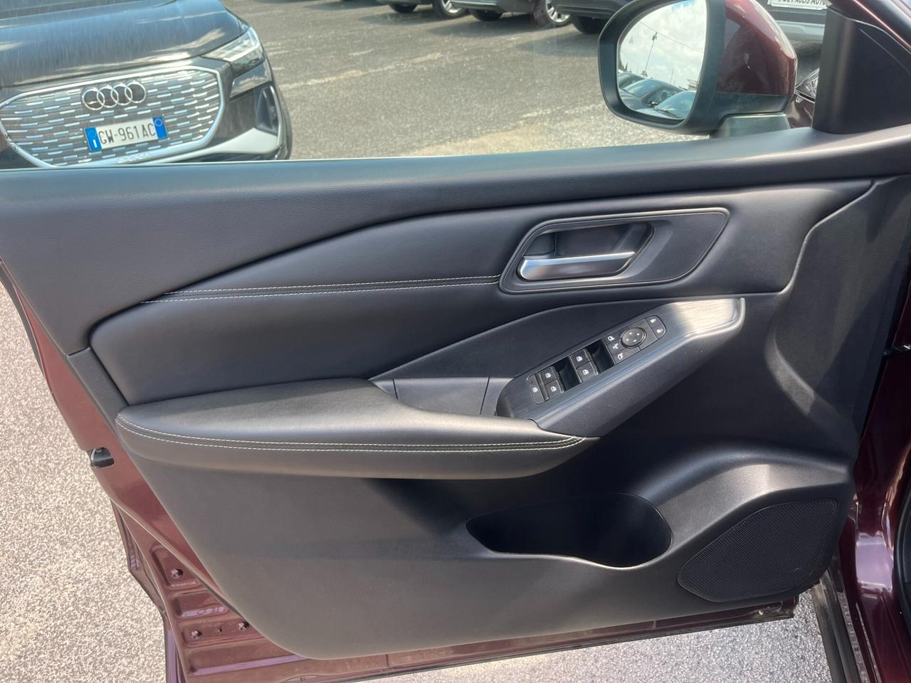 Nissan Qashqai MHEV 140 CV Business