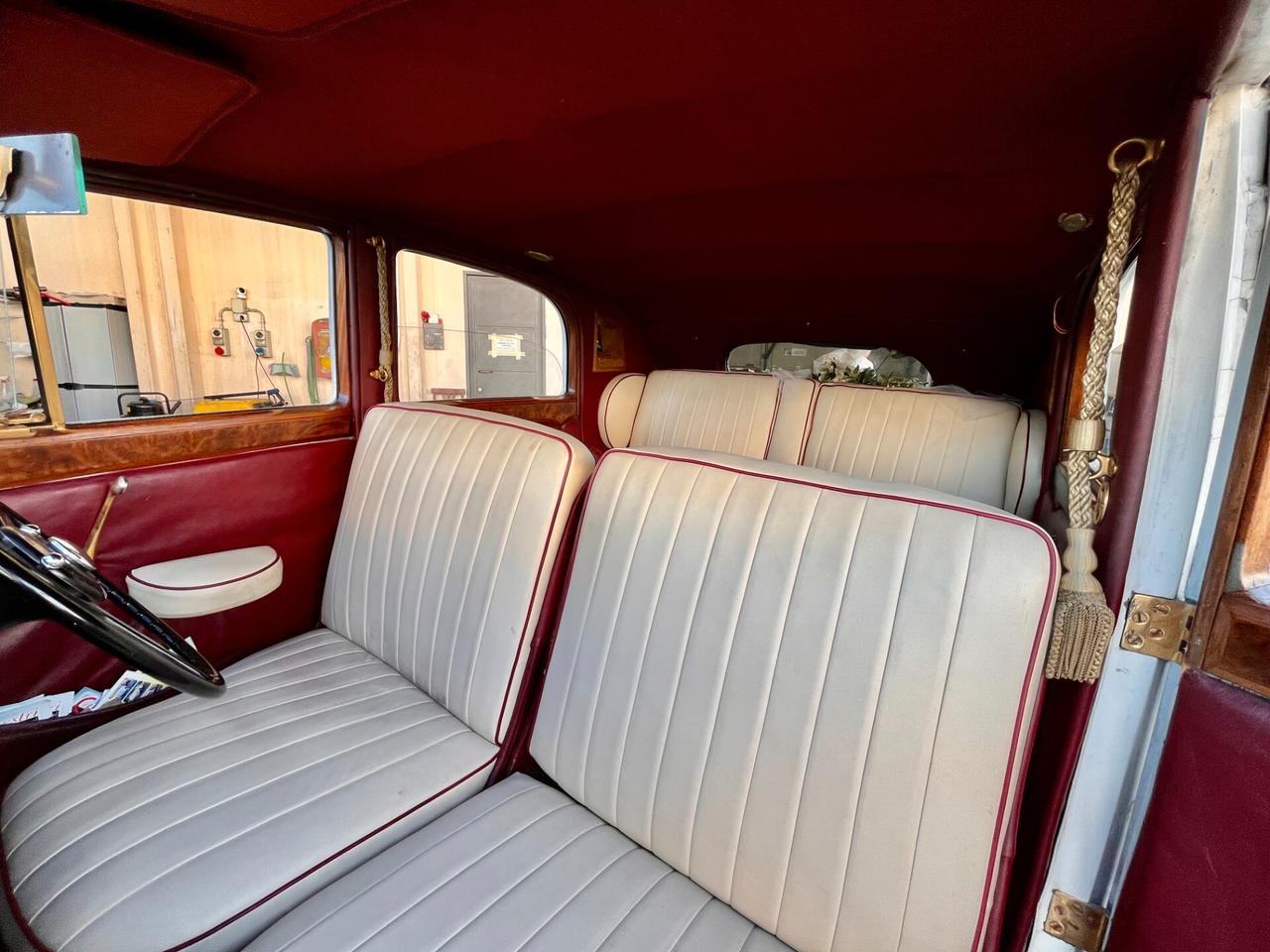 Rolls Royce Silver Wraith ROLLS-ROYCE Gold Edition