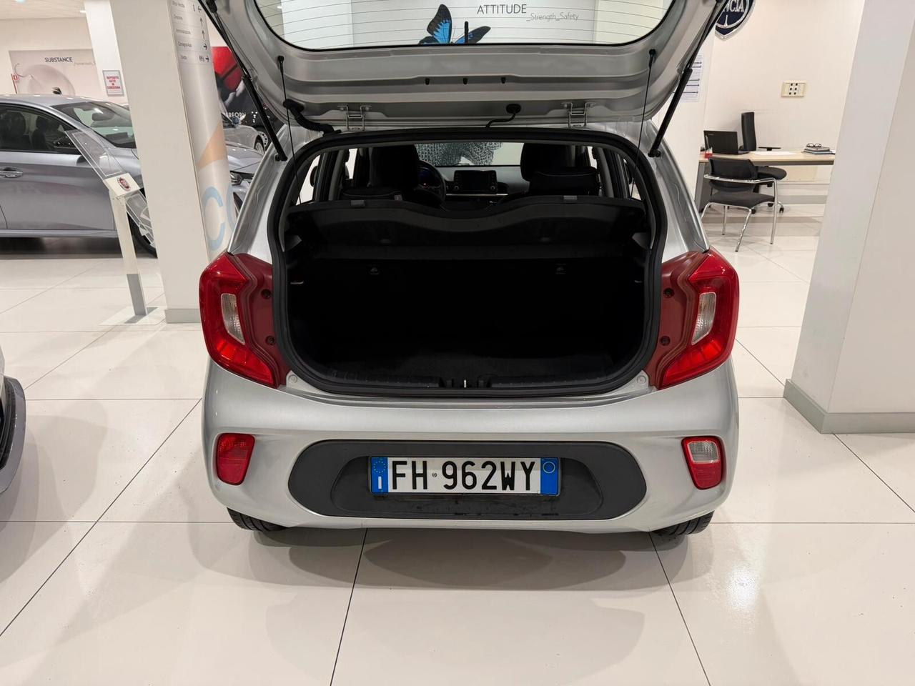 Kia Picanto 1.0 12V 5 porte Cool