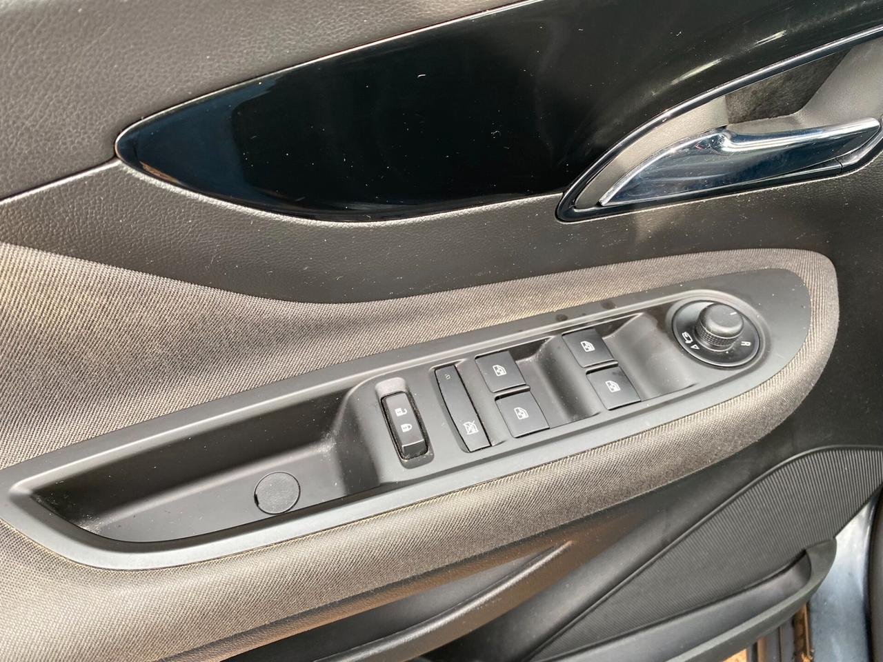 Opel Mokka X 1.6 CDTI | 2017