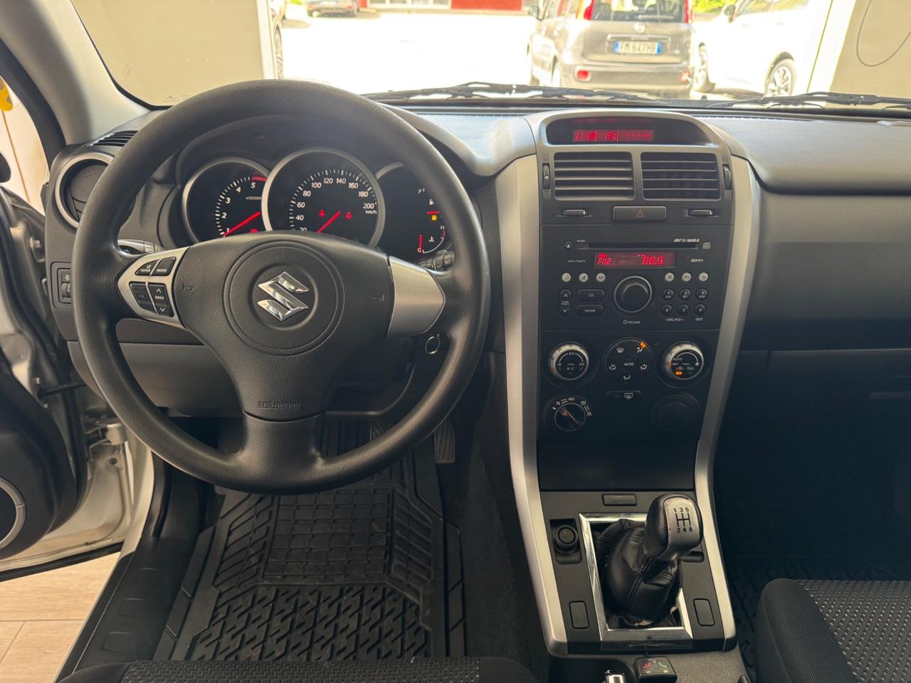 Suzuki Grand Vitara 1.9 DDiS 5 porte Executive