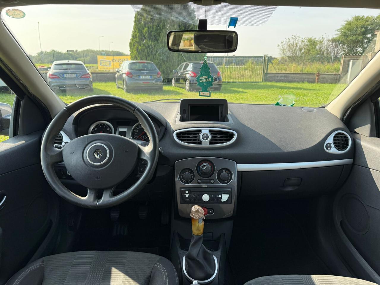 Renault Clio 1.2 16V 5 porte NAVI