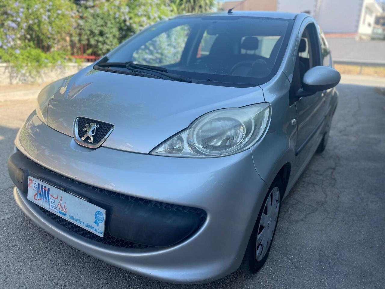 Peugeot 107 1.0 68CV 5p. Plaisir 2Tronic