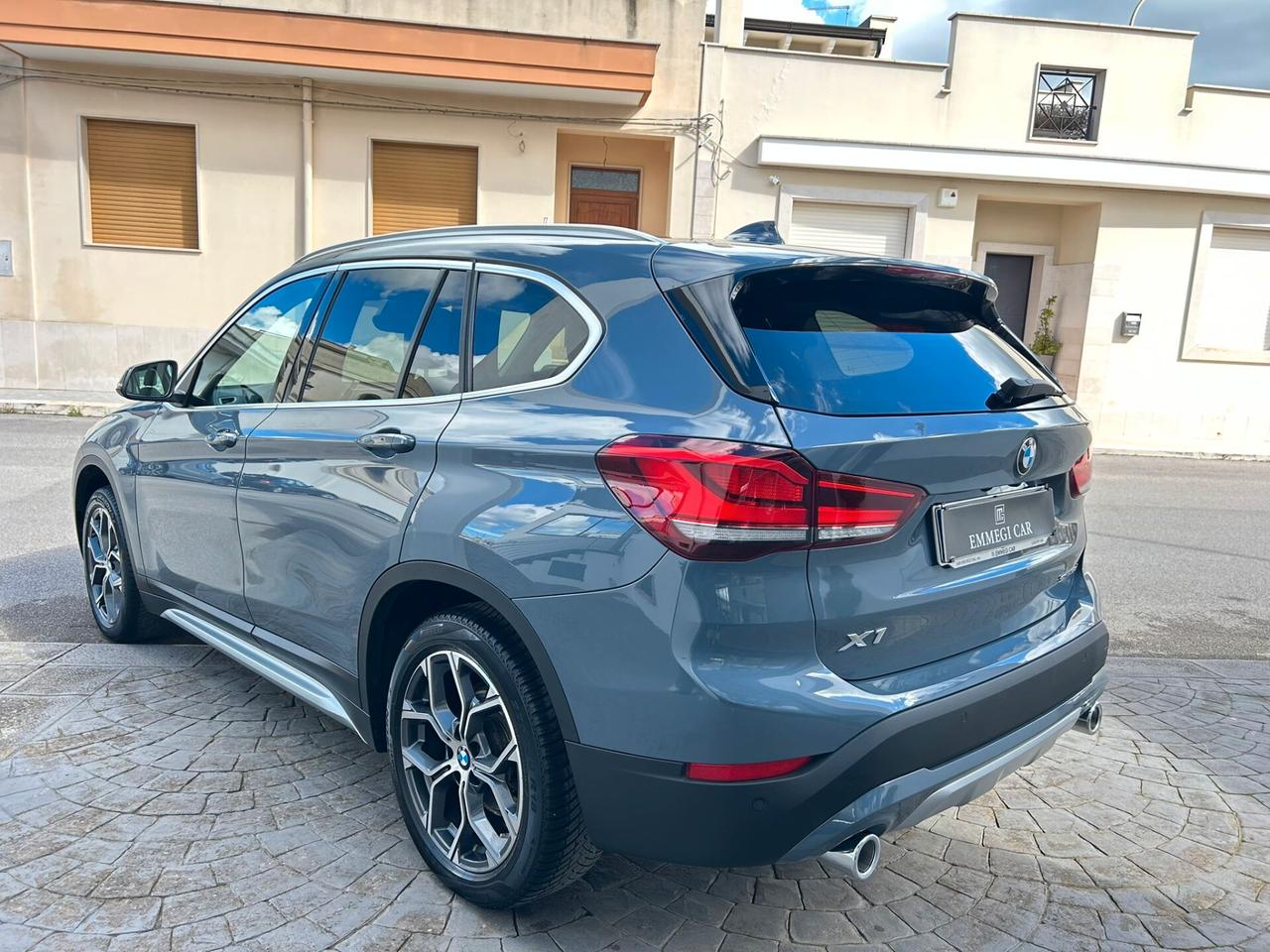 Bmw X1 18d SDRIVE XLINE AUTOM TETTO/LED/PELLE-2020