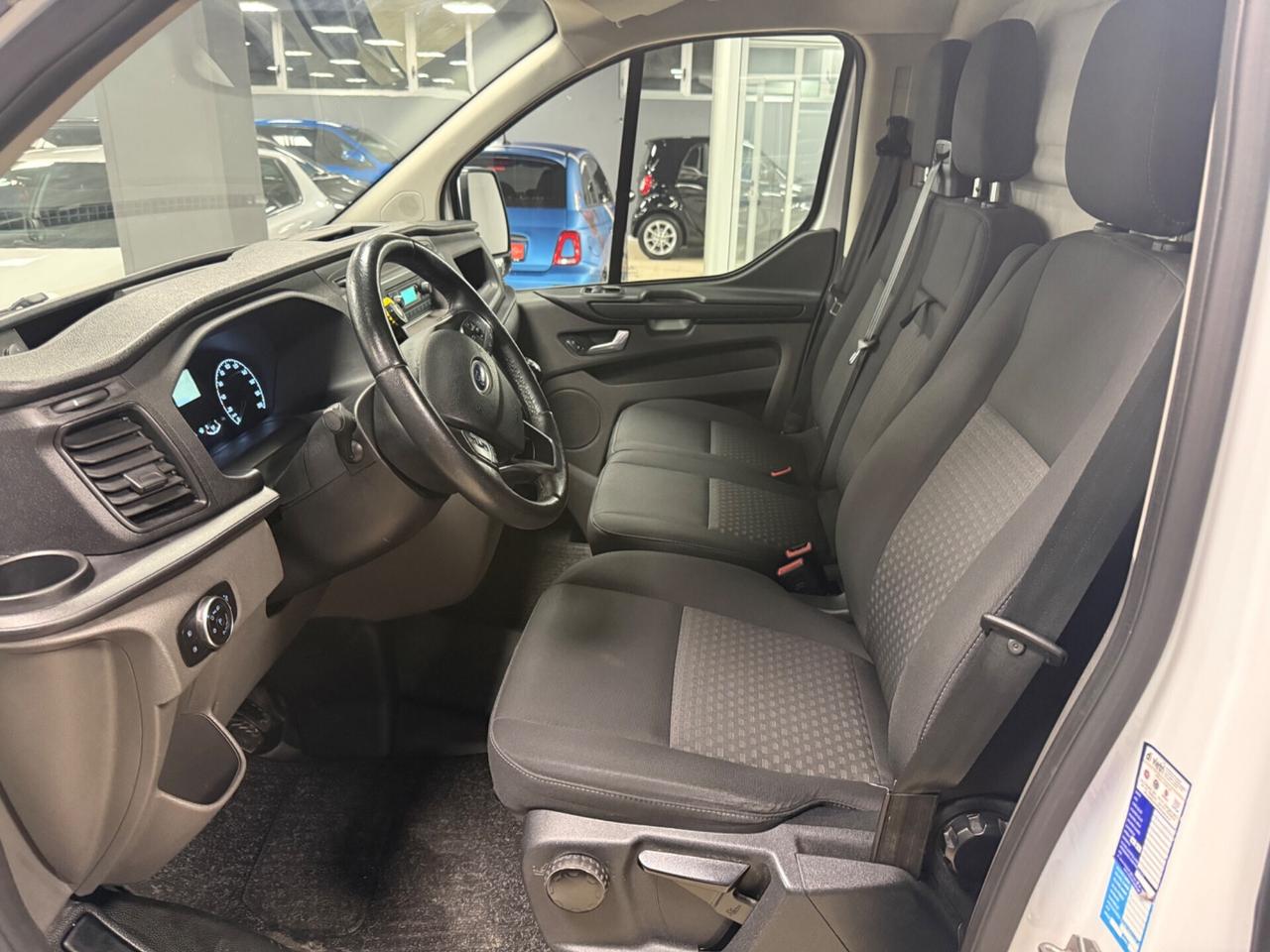 Ford Transit Custom 300 2.0 TDCi 130 PC Furgone Trend