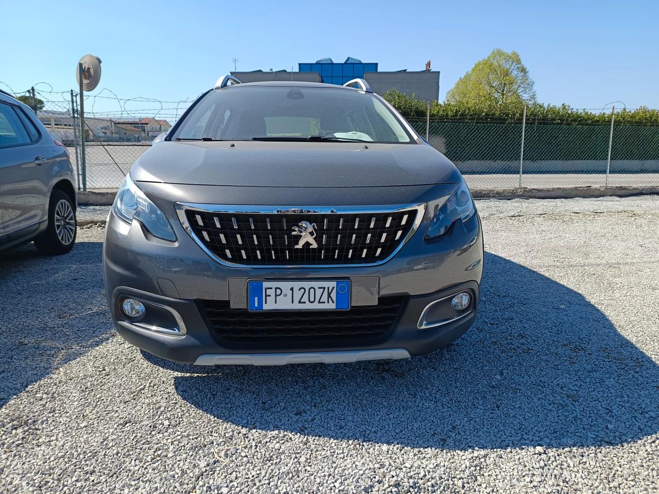 Peugeot 2008 BlueHDi 100 S&S Allure Tua a 178€/Mese