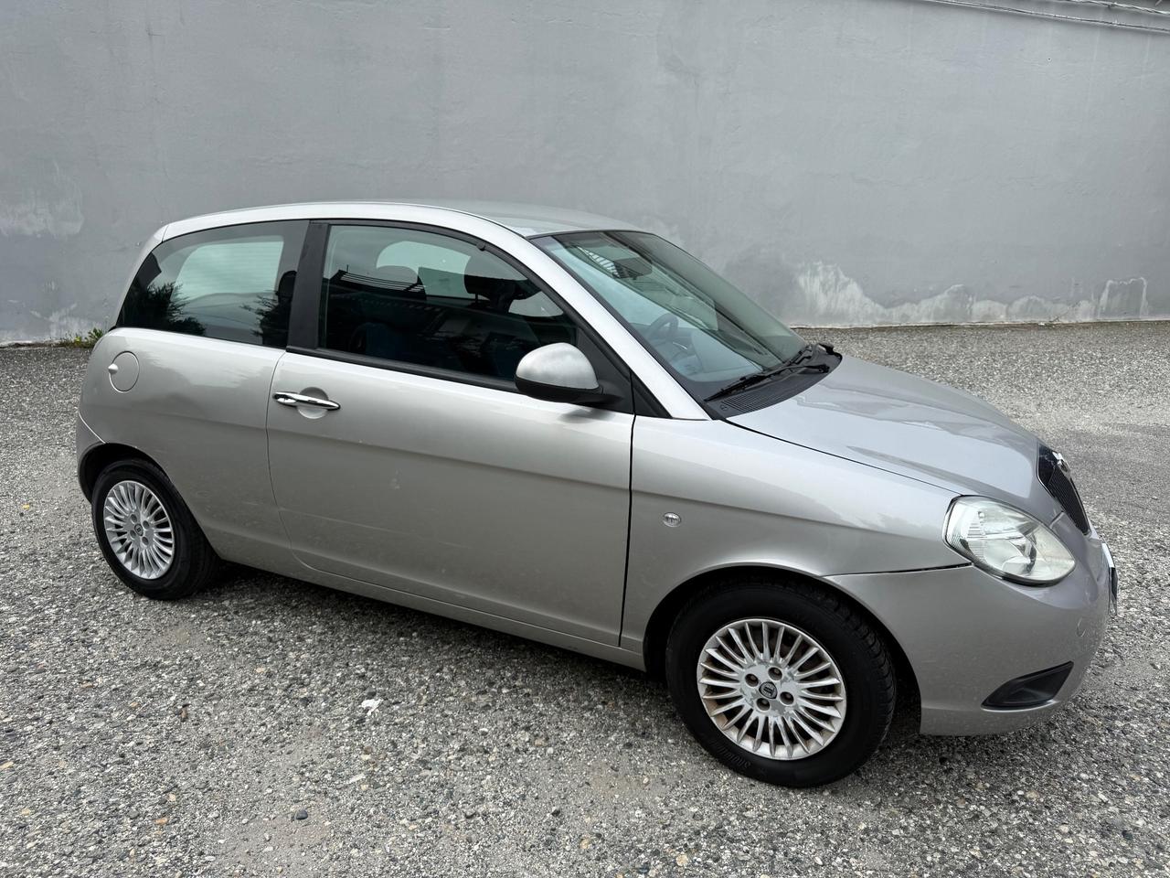 Lancia Ypsilon 1.2 GPL