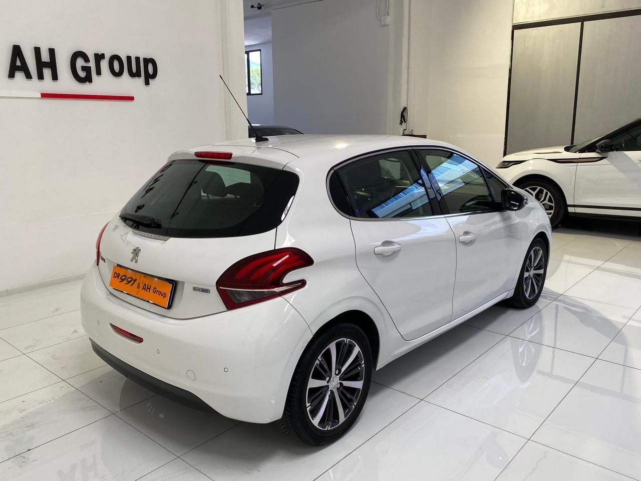 Peugeot 208 BlueHDi 100 5 porte GT Line