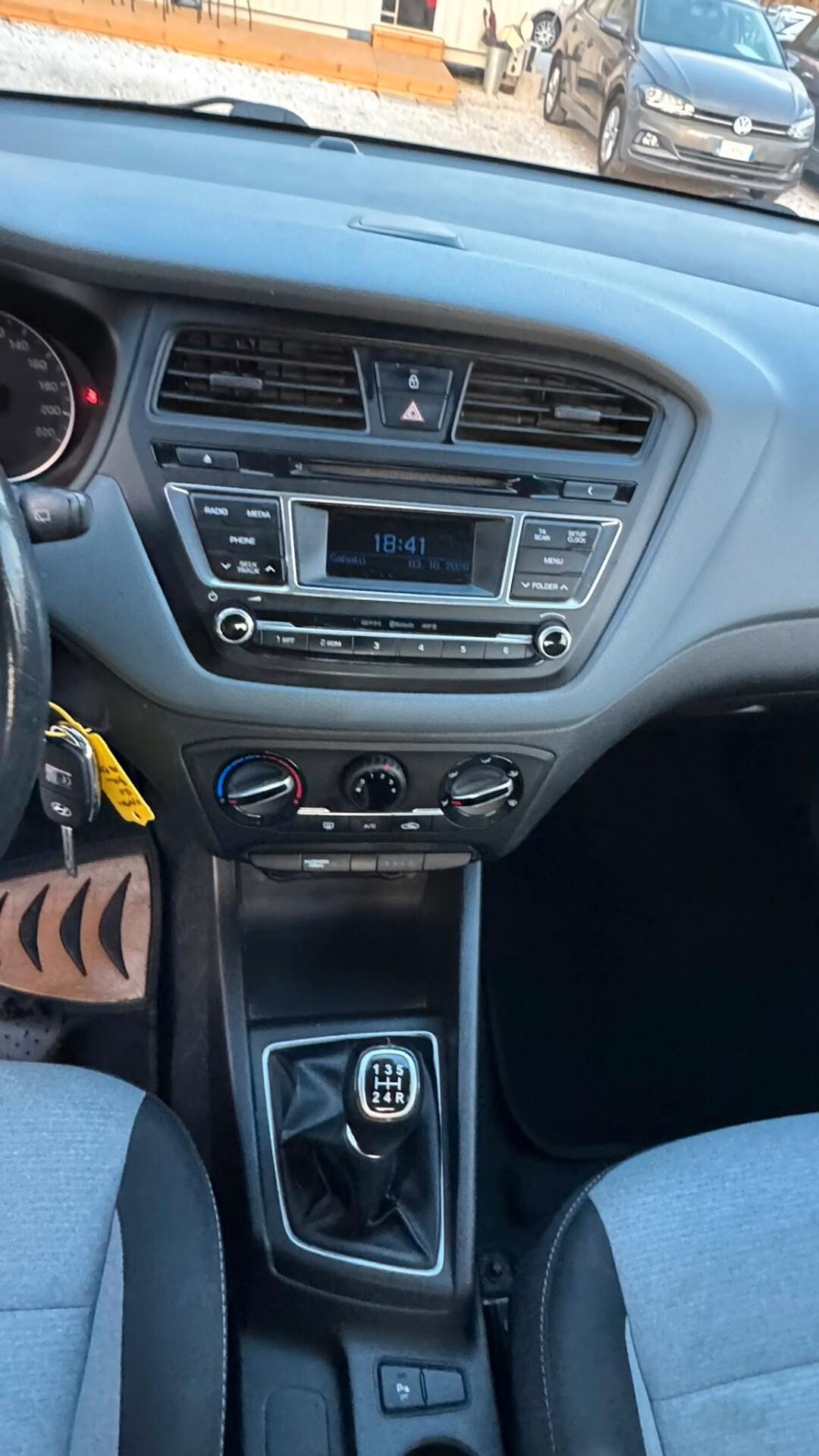Hyundai i20 1.2 84 CV 5 porte Style