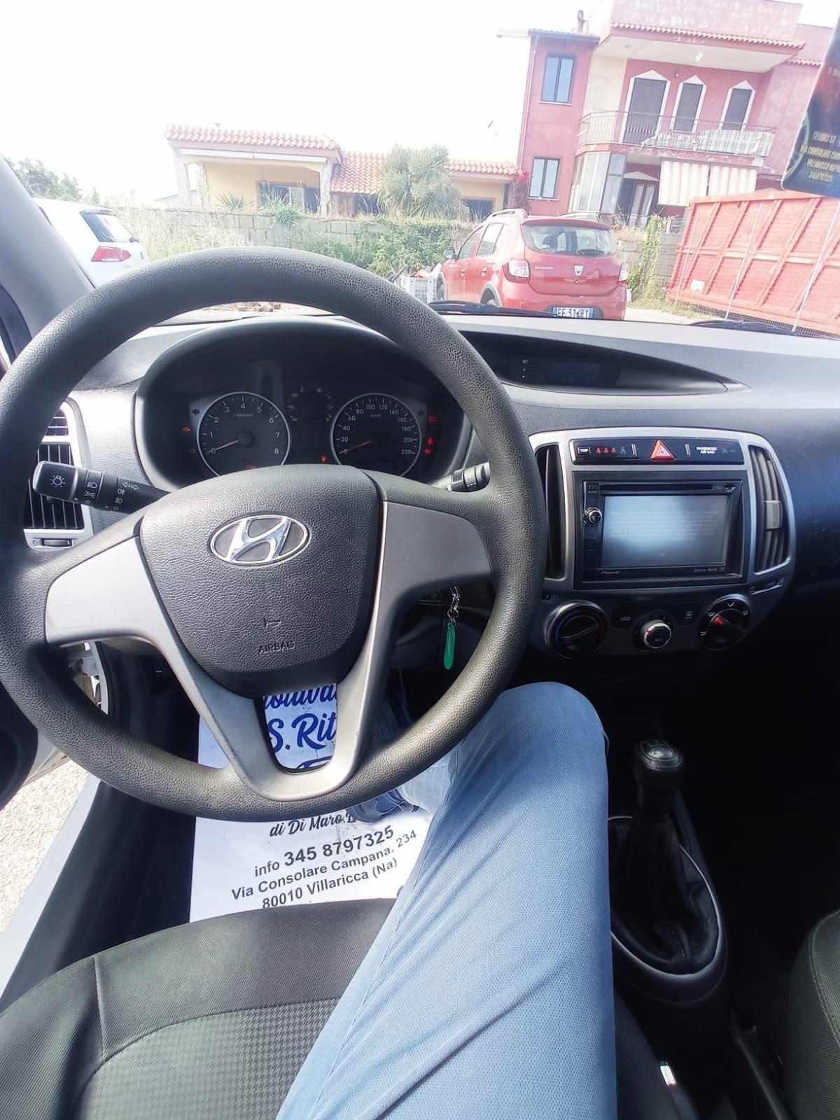 Hyundai i20 1.2 5p. Econext Sound Edition
