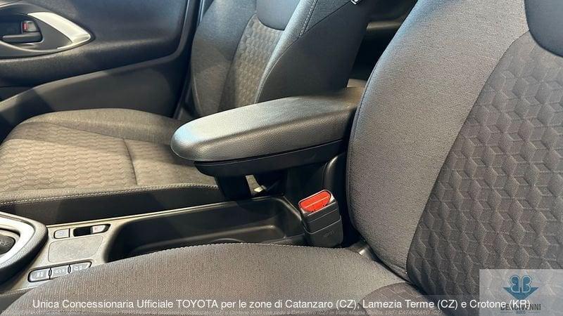 Toyota Yaris 1.5 Hybrid 5 porte Trend