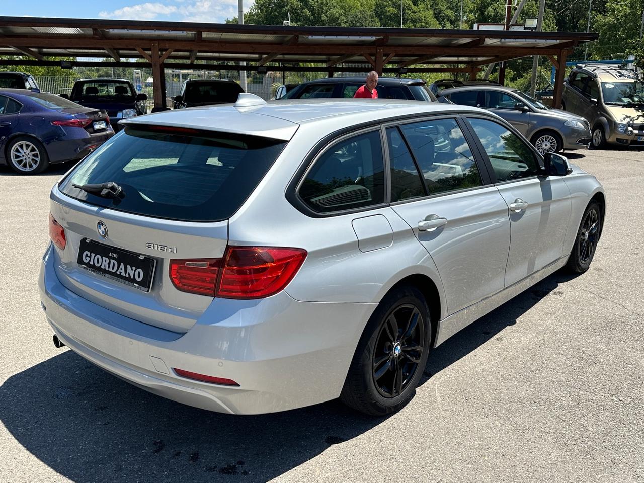 Bmw 318d Touring 143 cv automatico