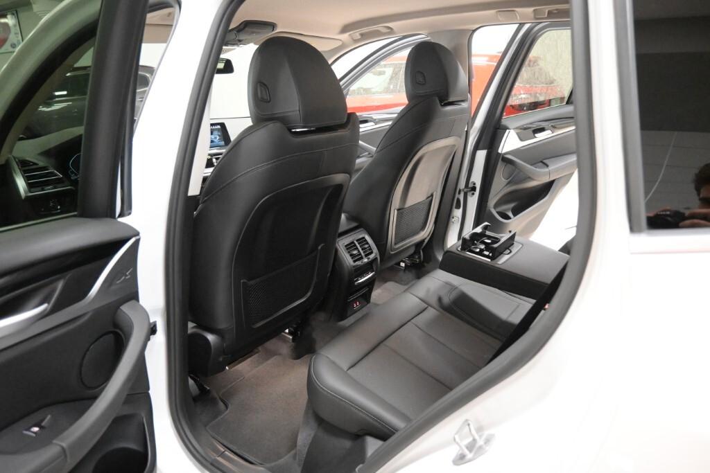 Bmw X3 sDrive18d 48V