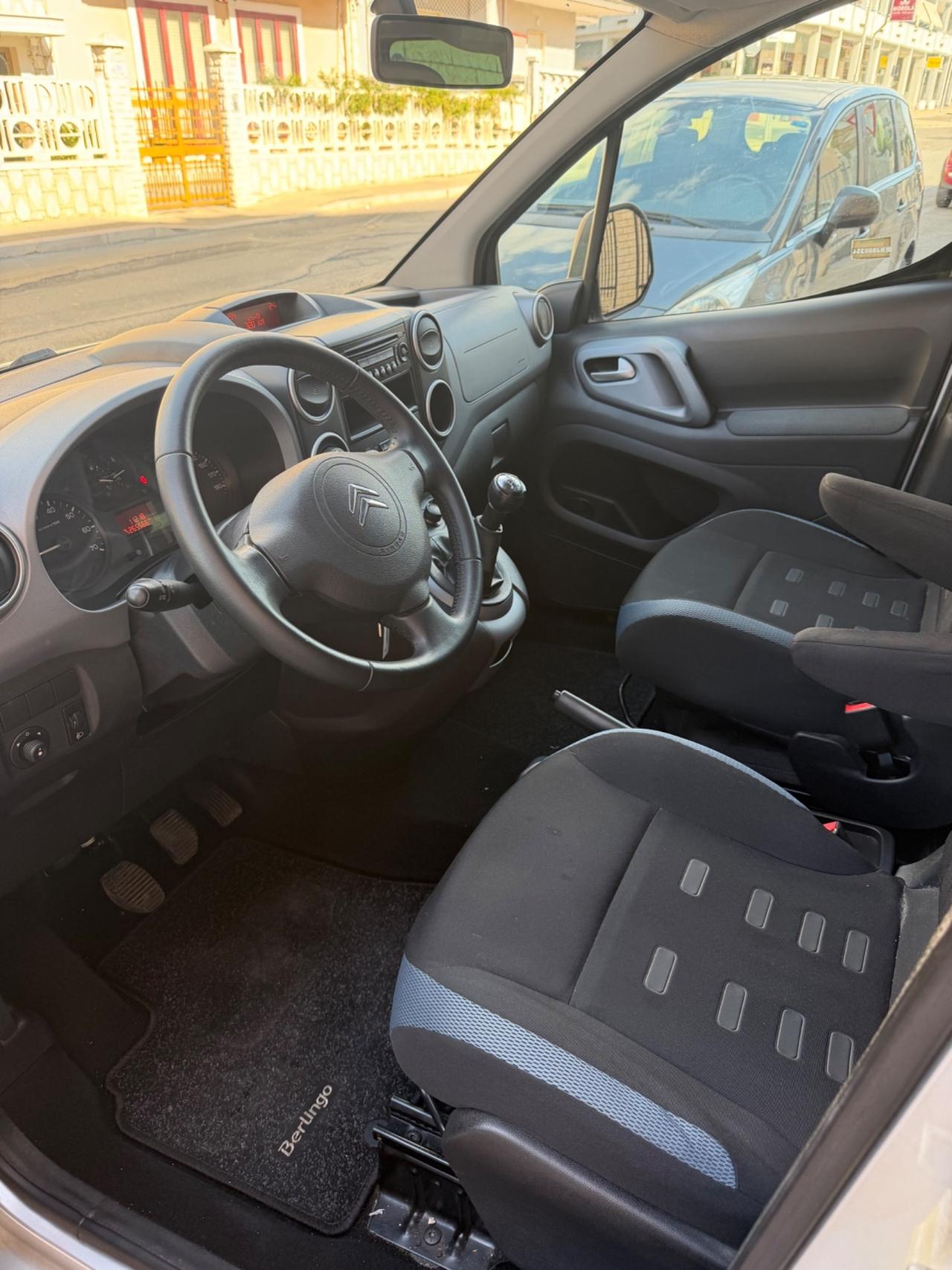 Citroen Berlingo 1.6 e-HDi 110FAP airdream CMP6 XTR Theatre