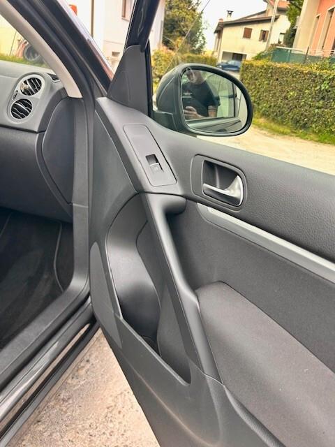 Volkswagen Tiguan 2.0 TDI 110 CV Sport & Style BlueMotion Technology