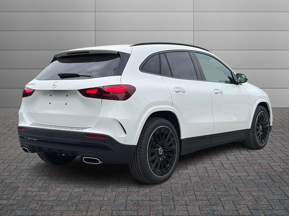 Mercedes-Benz GLA 200 d