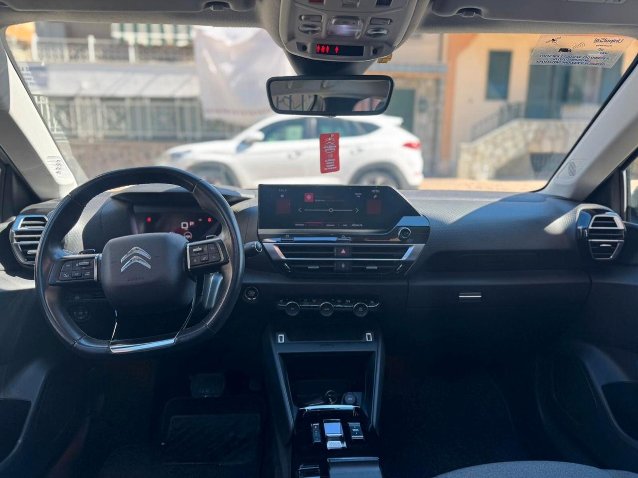 Citroen C4 BlueHDi 130 S&S EAT8 Shine