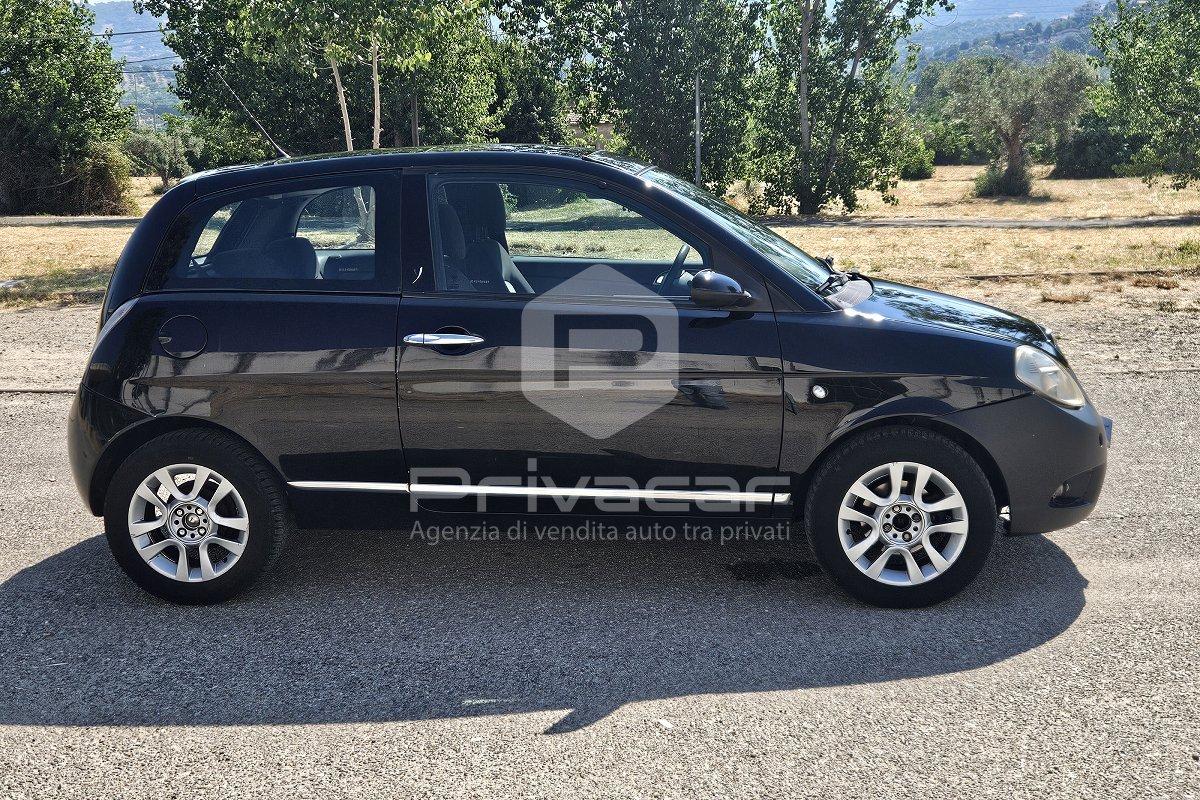LANCIA Ypsilon 1.3 MJT 75 CV Platino
