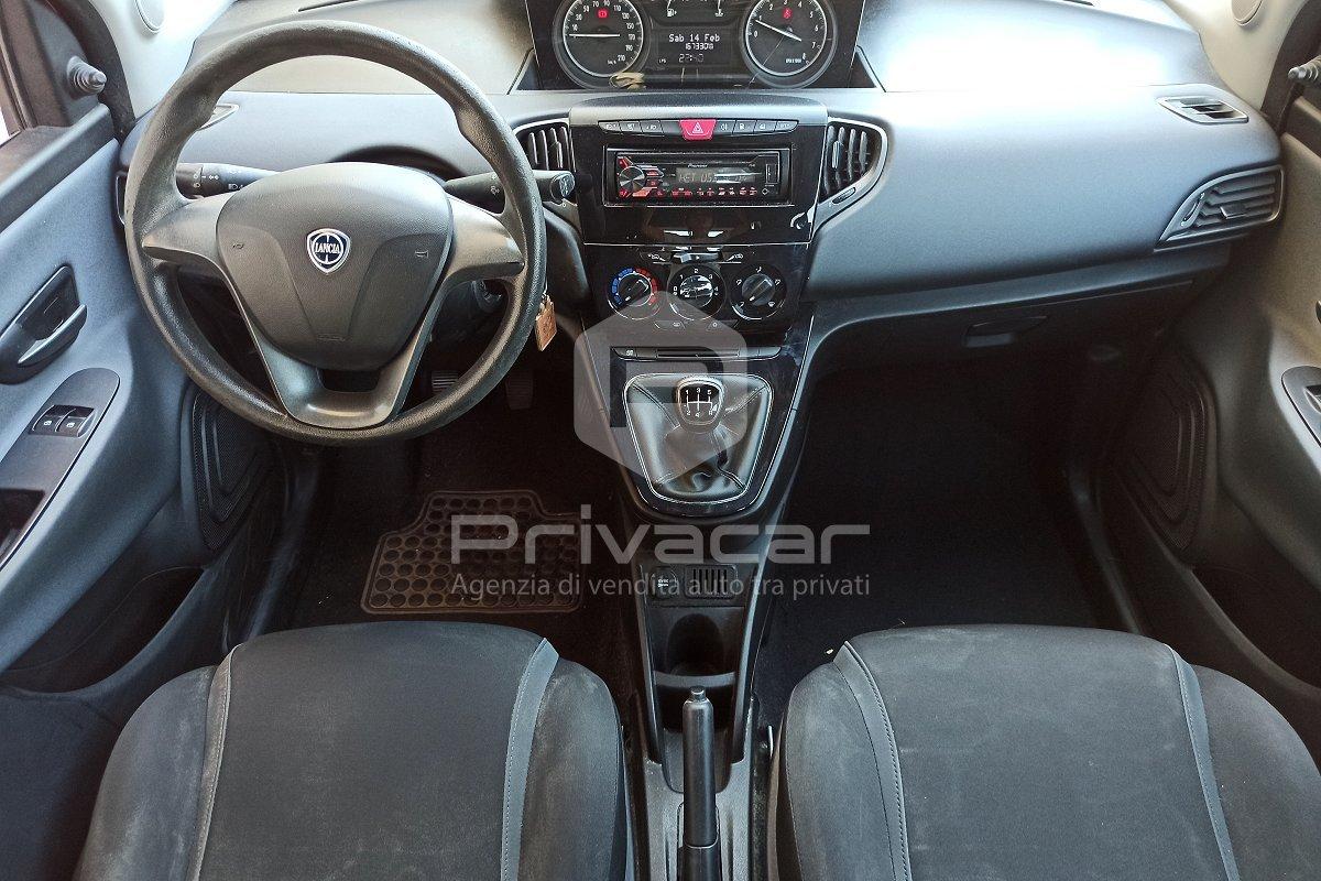 LANCIA Ypsilon 1.2 69 CV 5 porte GPL Ecochic Silver
