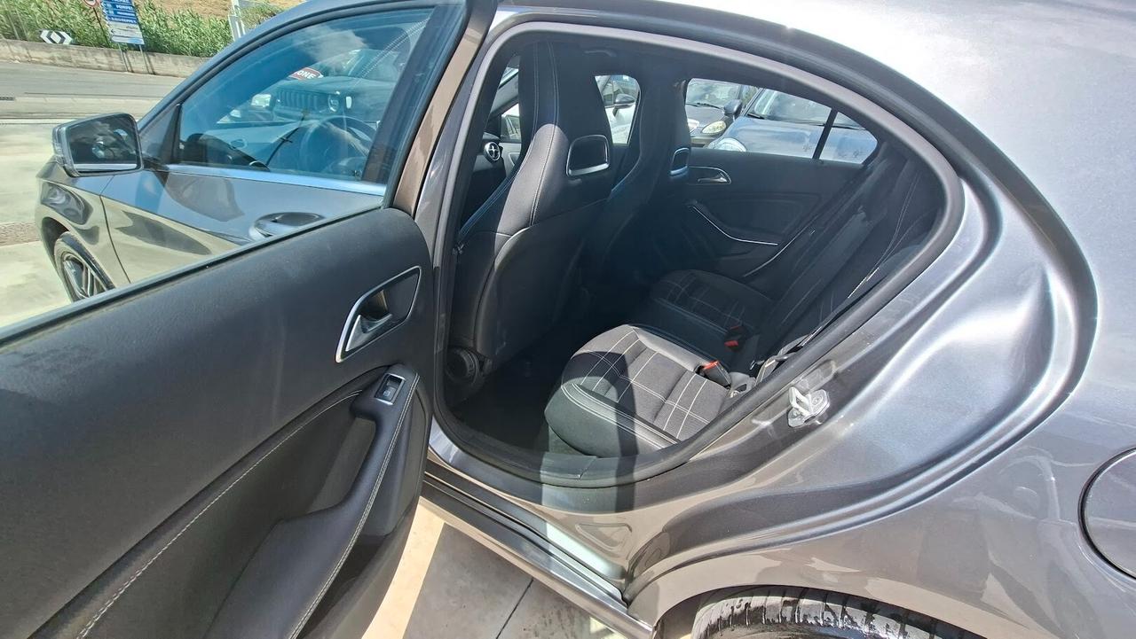 Mercedes-benz A 200 d Premium (W176)
