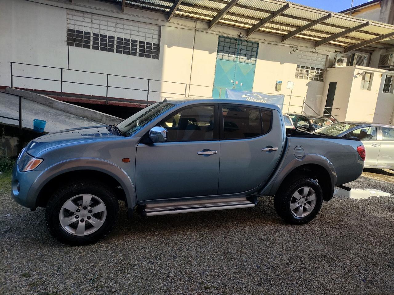 Mitsubishi L200 2.5 DI-D/136CV Double Cab Intense