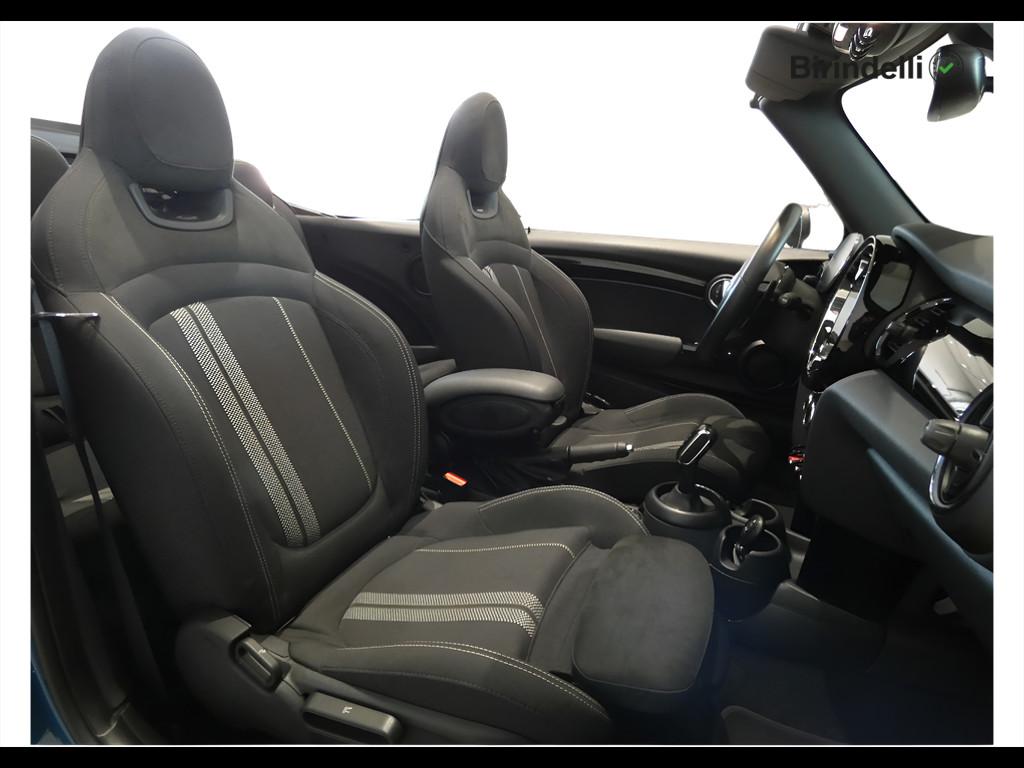 MINI Mini Cabrio (F57) - Mini 2.0 Cooper S JCW Cabrio