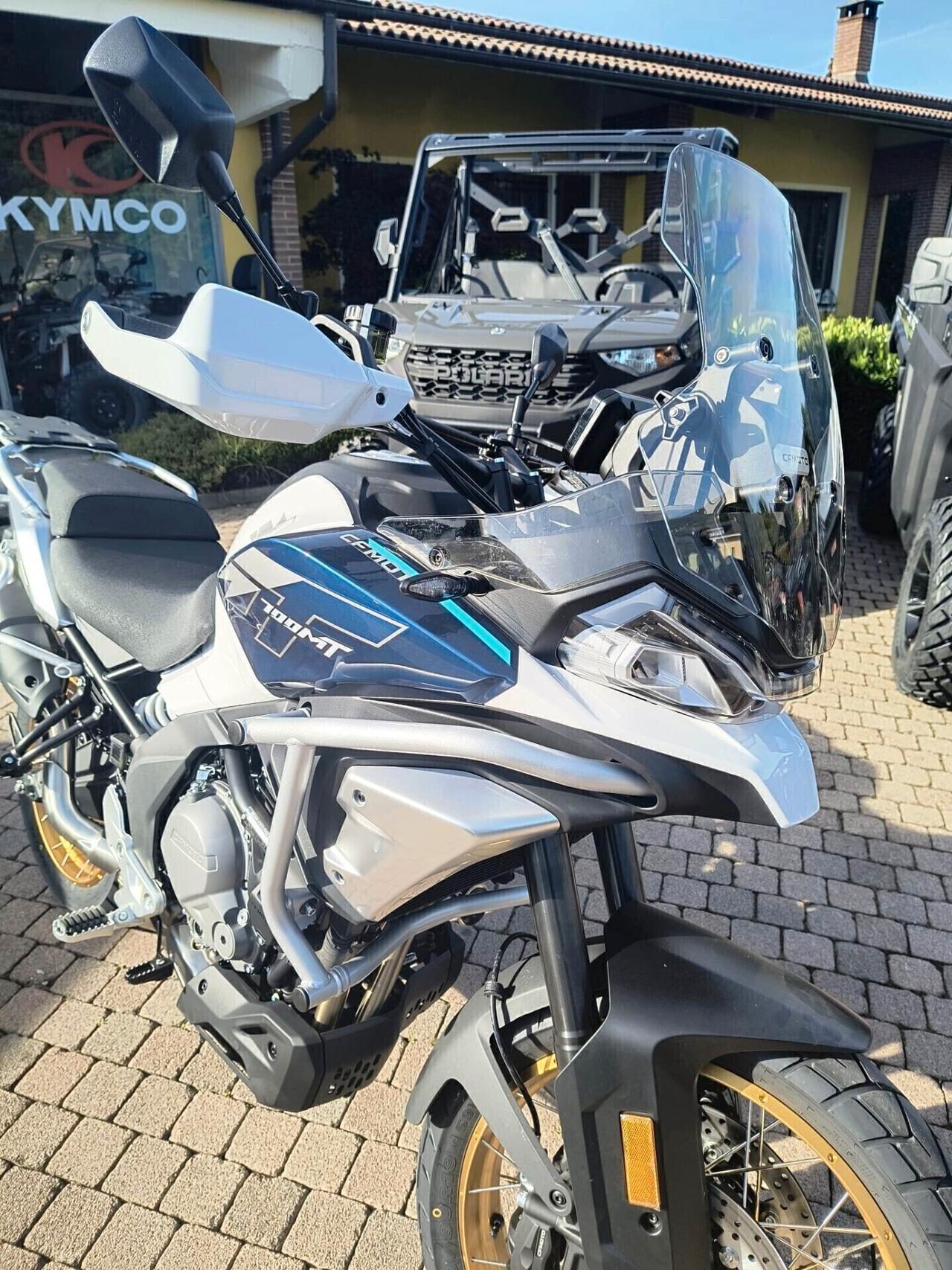 CFMOTO MT 700 ADV