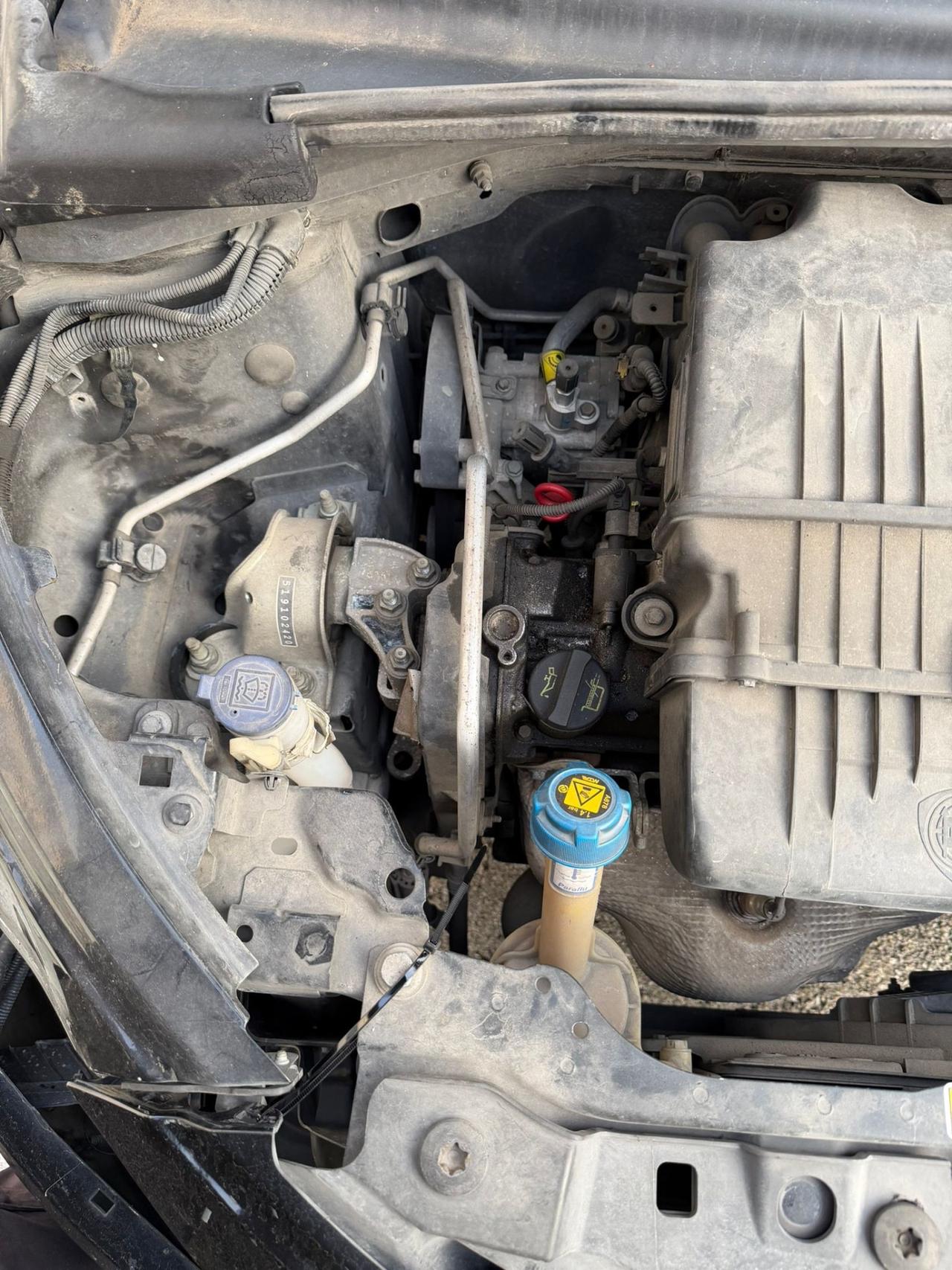 LANCIA Y 1.2 Platinum VENDUTA abbinata con CLASSE B