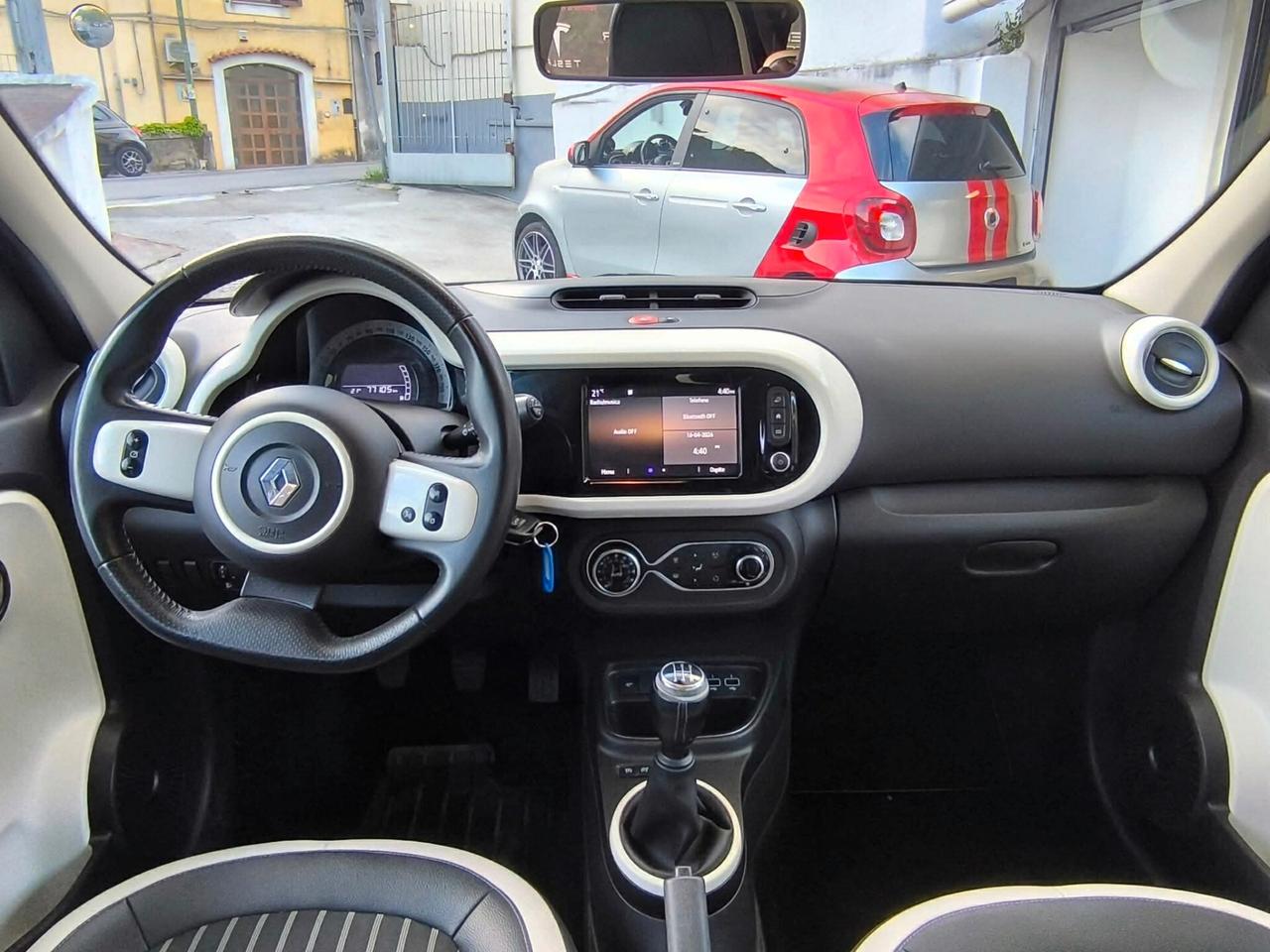 Renault Twingo SCe 65 CV Urban Night