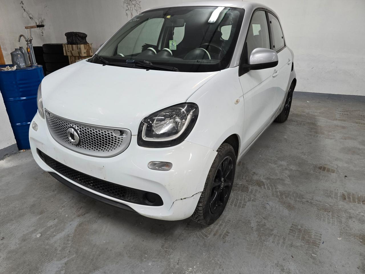 Smart ForFour 70 1.0 Youngster X COMMERCIANTI