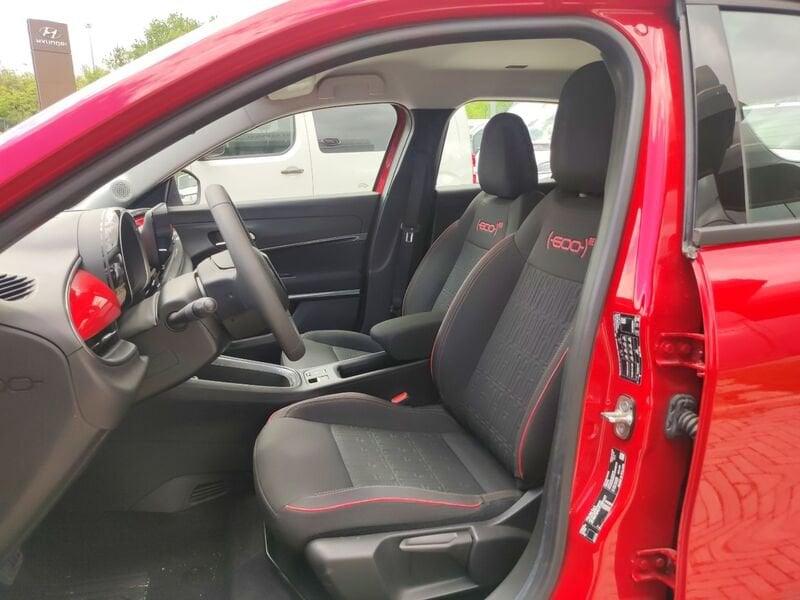 FIAT 600e Red