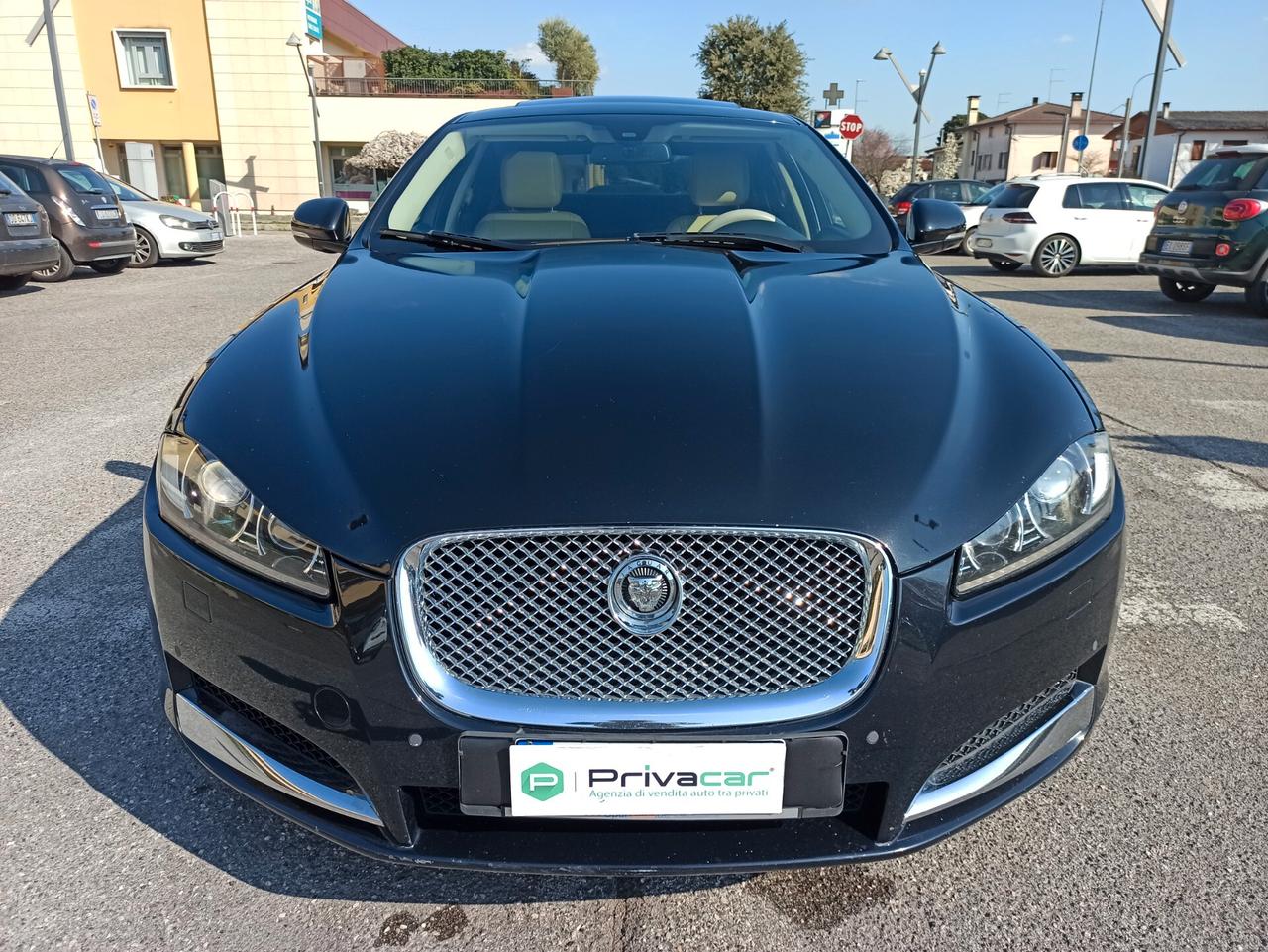 Jaguar XF 3.0 DS V6 Luxury