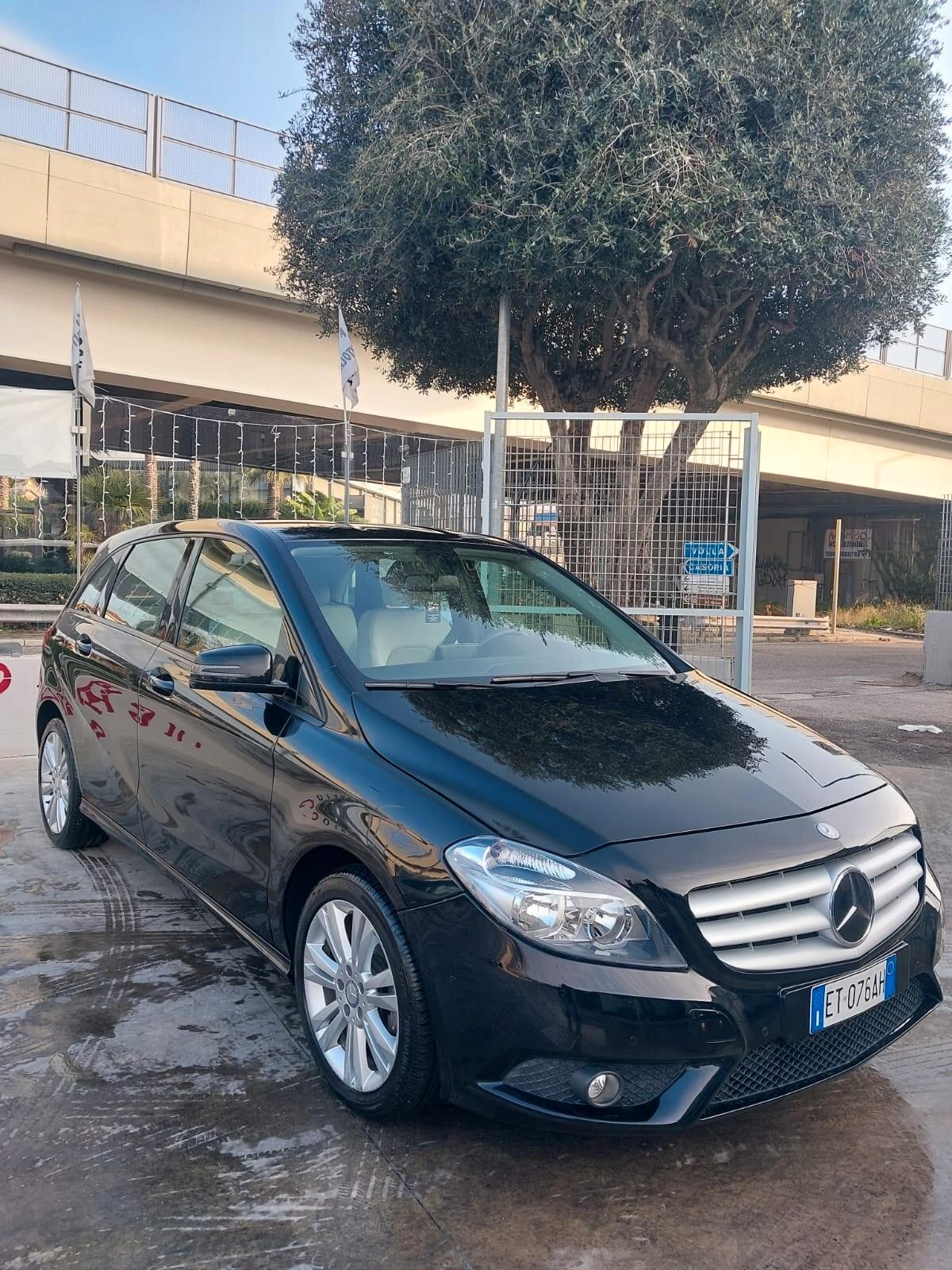Mercedes-benz B 160 CDI Premium CON SOLO 67000 KM