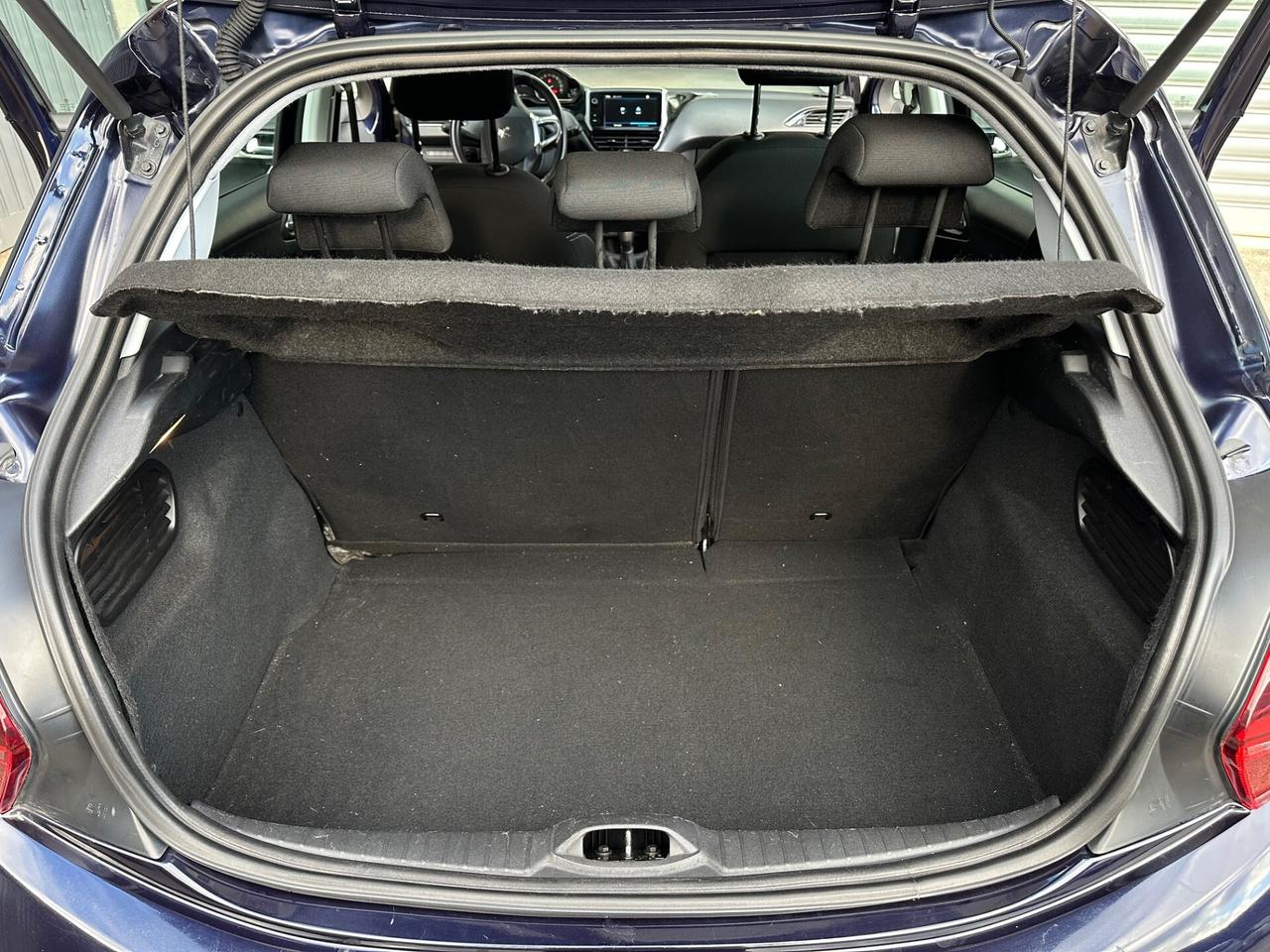 Peugeot 208 1.5 BlueHDi 75cv 5p. Allure