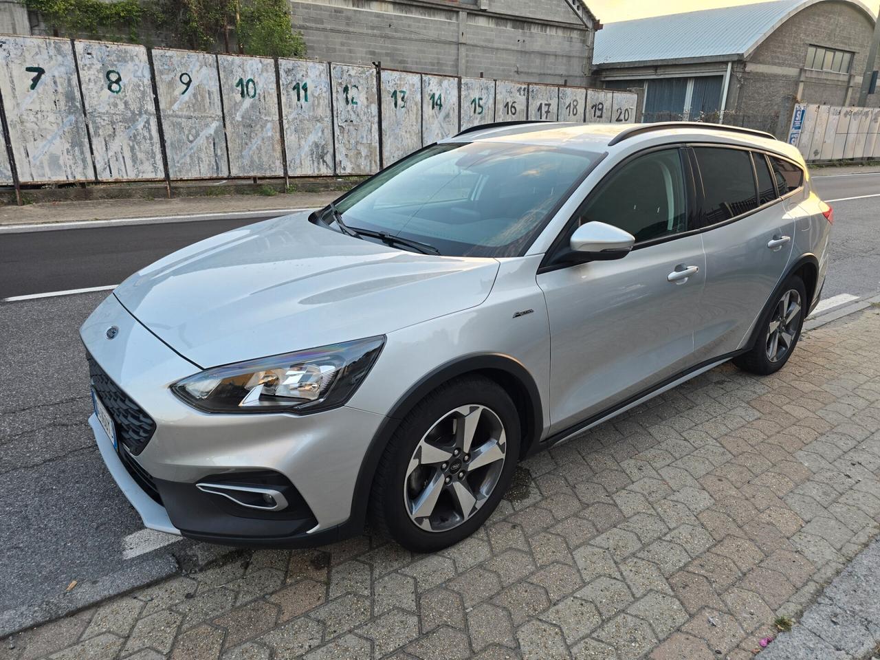 Ford Focus 1.5 Tdci 120 CV SW Active Full