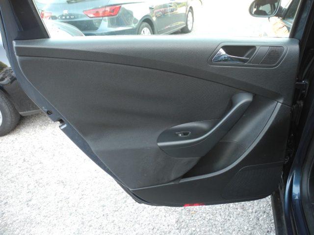 VOLKSWAGEN Passat Variant 2.0 TDI DPF DSG Highline -Ok NEOPAT.- UniPROPRIET.