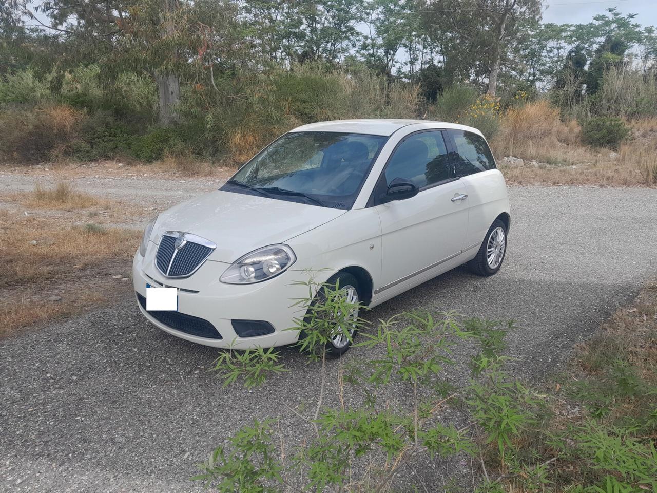 Lancia Ypsilon 1.2 69 CV Unyca