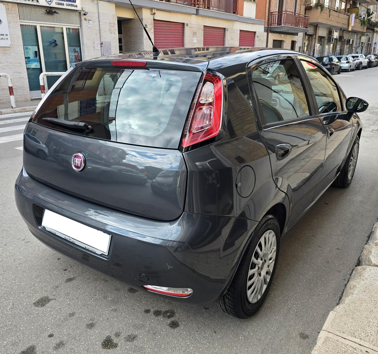 Fiat Punto 1.2 5 porte 69 cv GPL