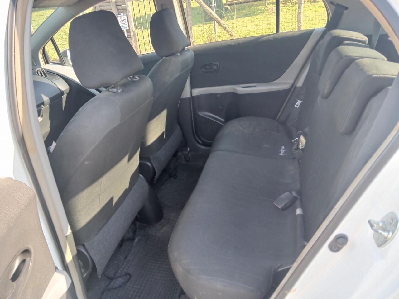Toyota Yaris 1.0 5 porte Sol GPL