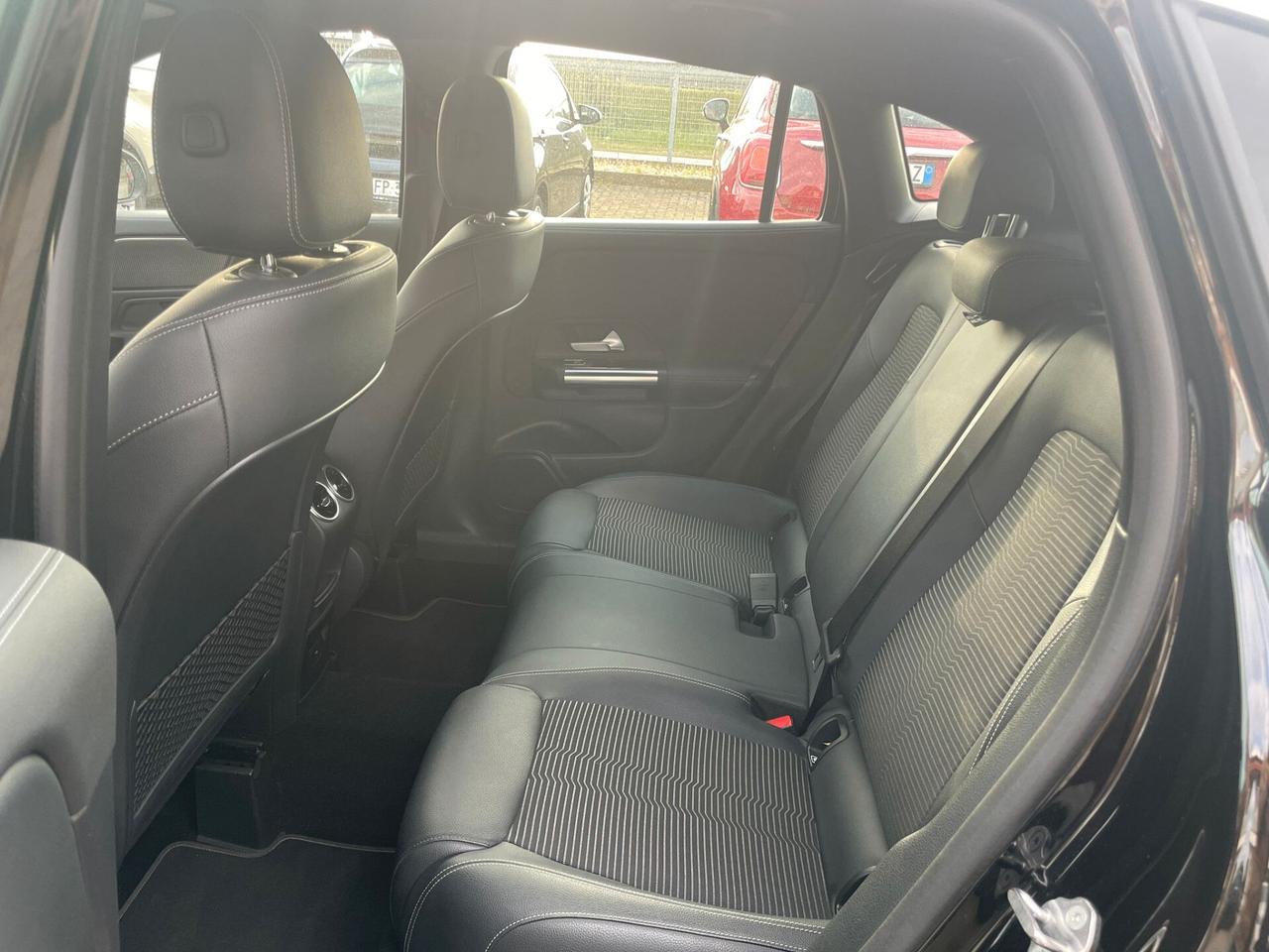 Mercedes-benz GLA 180 Automatic Sport Plus