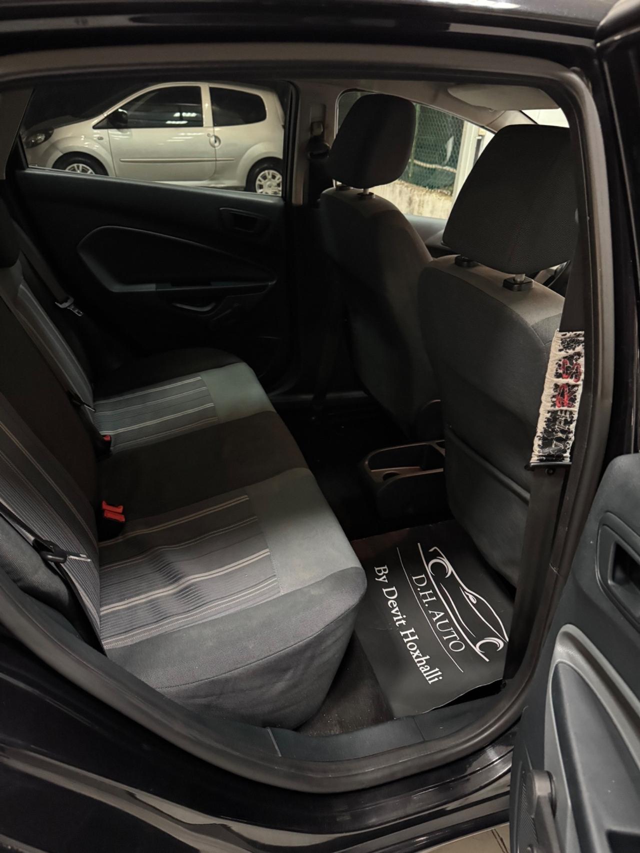 Ford Fiesta 1.2 82 CV 5 porte Titanium