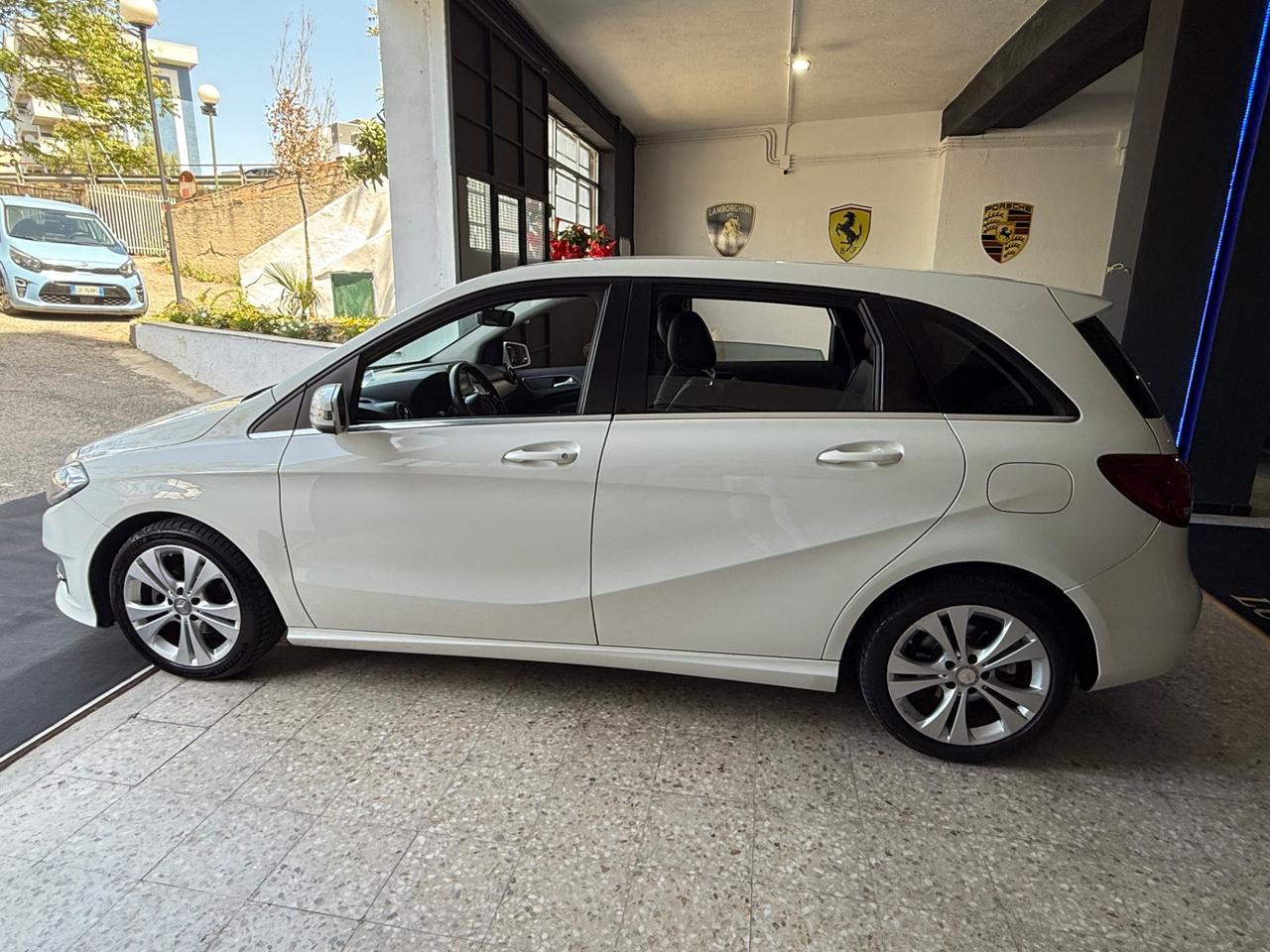Mercedes-benz B 180 Neopatentati