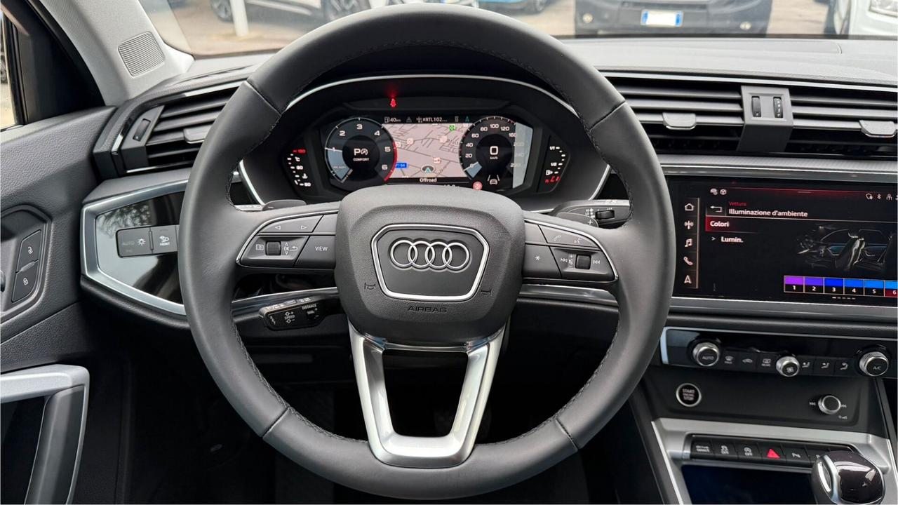 AUDI Q3 SPB 35 TDI IDENTITY BLACK KM0 2024 TETTO APRIBILE