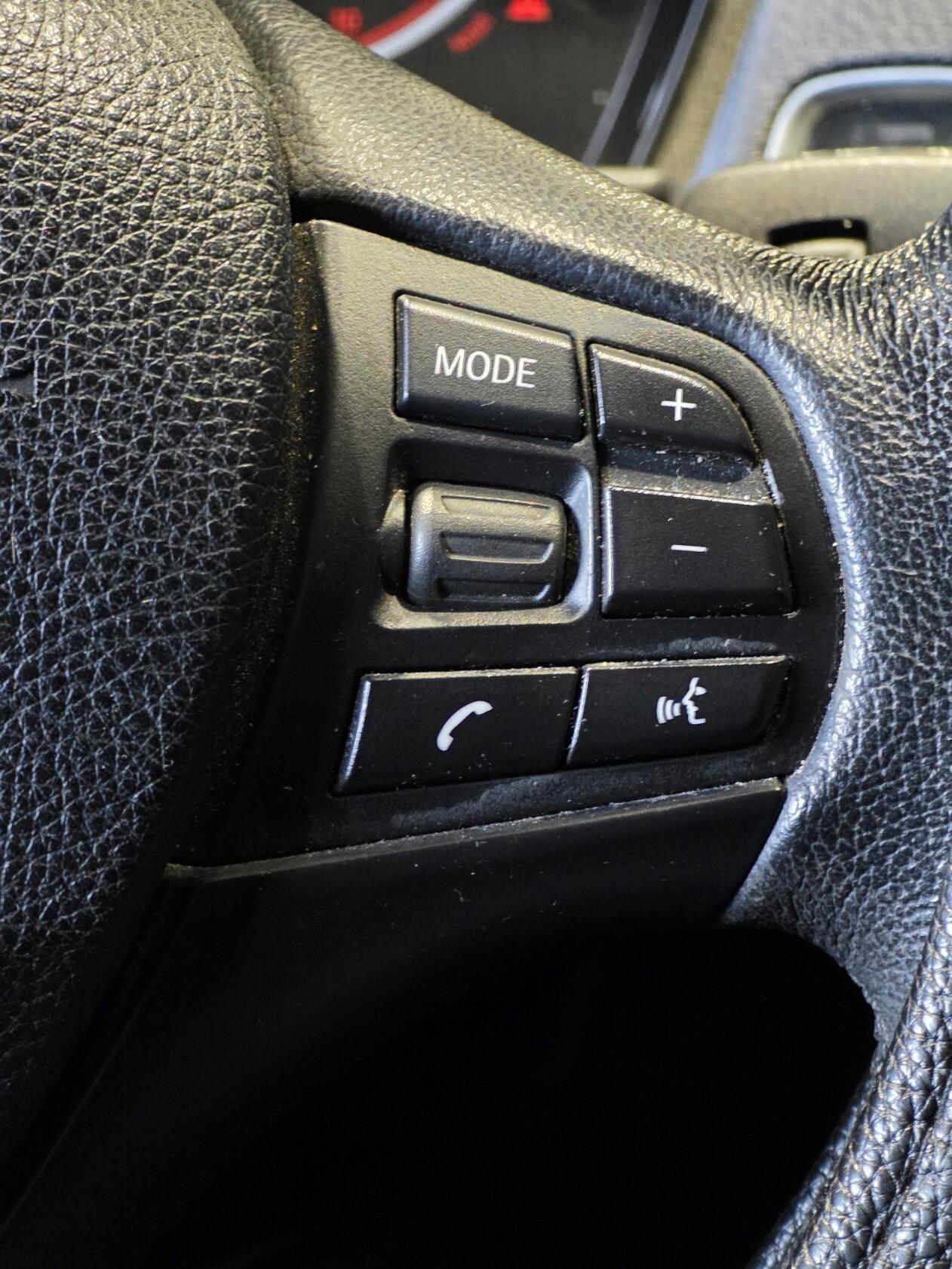 Bmw 118 118d 5p. Urban