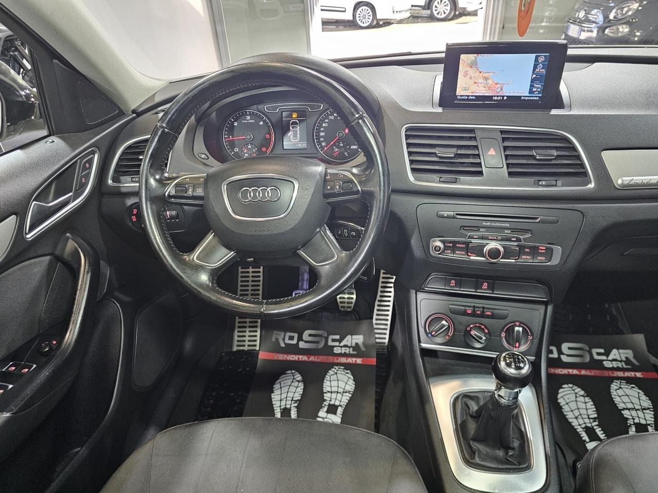 Audi Q3 2.0 TDI 140cv S line