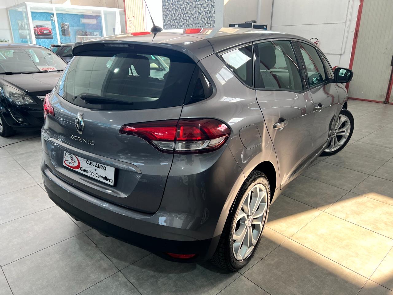 Renault Scenic Blue dCi 1.7 120 CV Initiale Paris 2019